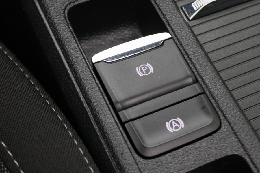 Škoda Octavia Combi 1.5 TSI First Edition