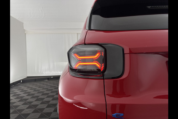 Jeep Avenger Summit 54 kWh [ 3-Fase ] {SOH-95%} (INCL-BTW) *LEATHER-MICROFIBRE | FULL-LED | ADAPTIVE-CRUISE | BLIND-SPOT | CAMERA | DIGI-COCKPIT | NAVI-FULLMAP | HEATED-COMFORTSEATS | ECC | CCS-FASTLOADER |  PDC | CARPLAY | CRUISE | 18''AL