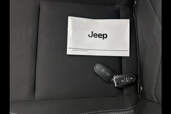 Jeep Avenger Summit 54 kWh [ 3-Fase ] {SOH-95%} (INCL-BTW) *LEATHER-MICROFIBRE | FULL-LED | ADAPTIVE-CRUISE | BLIND-SPOT | CAMERA | DIGI-COCKPIT | NAVI-FULLMAP | HEATED-COMFORTSEATS | ECC | CCS-FASTLOADER |  PDC | CARPLAY | CRUISE | 18''AL