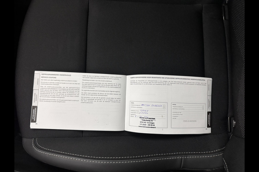 Jeep Avenger Summit 54 kWh [ 3-Fase ] {SOH-95%} (INCL-BTW) *LEATHER-MICROFIBRE | FULL-LED | ADAPTIVE-CRUISE | BLIND-SPOT | CAMERA | DIGI-COCKPIT | NAVI-FULLMAP | HEATED-COMFORTSEATS | ECC | CCS-FASTLOADER |  PDC | CARPLAY | CRUISE | 18''AL