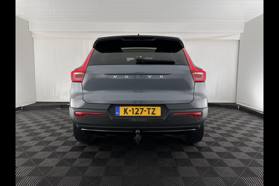 Volvo XC40 Recharge P8 AWD R-Design [ 3-Fase ] (INCL.BTW) Aut. *PANO | LEATHER-ALCANTARA | DIGI-COCKPIT | FULL-LED | HARMAN/KARDON | TOP-VIEW | CARPLAY | NAVI-FULLMAP | ECC | PDC | KEYLESS | HEATED-SPORTSEATS | BLIS | TOWBAR | 18''ALU*