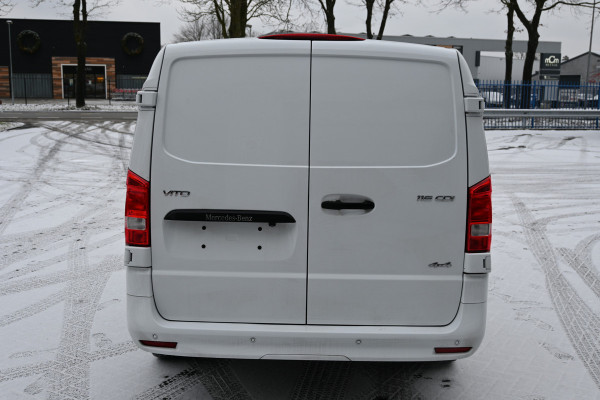 Mercedes-Benz Vito 116 CDI 4x4 L3 Pro Bumpers in kleur, Multibeam Led, Etc.