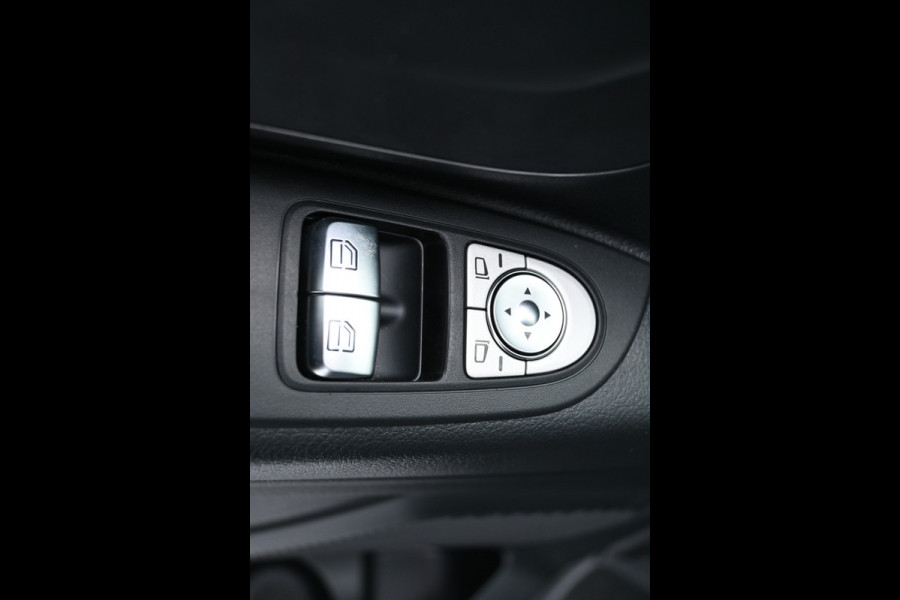 Mercedes-Benz Vito 116 CDI 4x4 L3 Pro Bumpers in kleur, Multibeam Led, Etc.