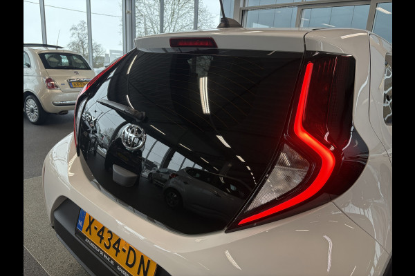 Toyota Aygo X 1.0 VVT-i 73pk Play 5-drs. CAMERA/CARPLAY/ADAPT.CRUISE/17INCH