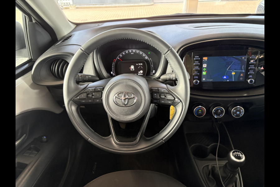 Toyota Aygo X 1.0 VVT-i 73pk Play 5-drs. CAMERA/CARPLAY/ADAPT.CRUISE/17INCH