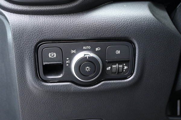 Mercedes-Benz Vito 116 CDI 4x4 L2 Pro Trekhaak, Achterdeuren