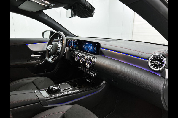 Mercedes-Benz CLA-Klasse 250 e Business Solution AMG Limited (NL-auto, Dealer OnderH, SfeerV, Carplay, Navi, StoelV, Etc
