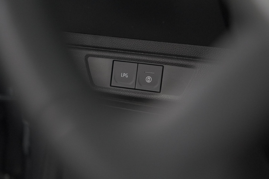 Dacia Jogger TCe 100 ECO-G Expression | 7 Zitplaatsen | Camera | Dodehoekdetectie | Navigatie