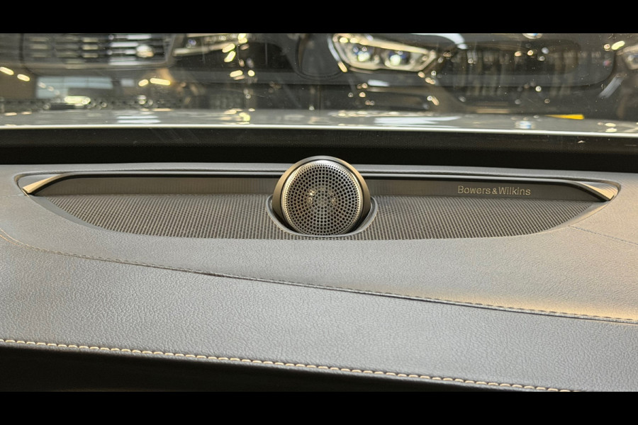 Volvo XC90 2.0 T8 Twin Engine AWD Inscription R-Design PANO|BOWERS & WILKINS|HUD|360CAM|KEYLESS|7PERSOONS|LUCHTVERING|BOMVOL!