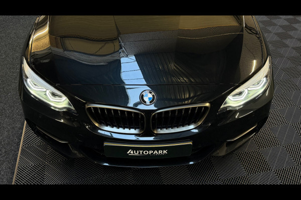 BMW 2 Serie Cabrio M240i High Executive|HARMAN KARDON|MEMORYSEATS|KEYLESS|CARPLAY|SFEERVERLICHT|SHADOWLINE|340PK|DEALERONDERHOUDEN