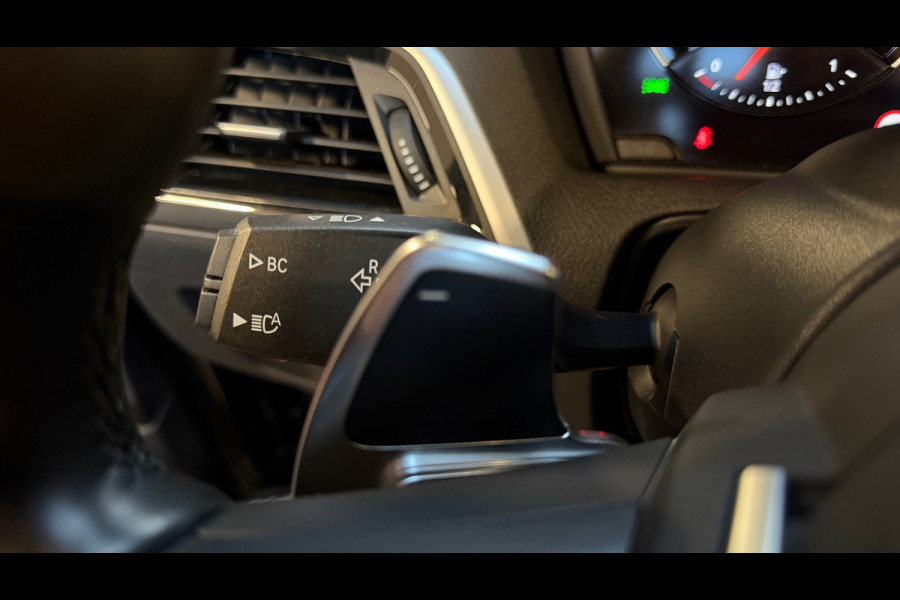 BMW 2 Serie Cabrio M240i High Executive|HARMAN KARDON|MEMORYSEATS|KEYLESS|CARPLAY|SFEERVERLICHT|SHADOWLINE|340PK|DEALERONDERHOUDEN