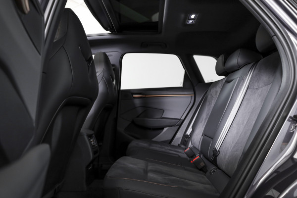 CUPRA Terramar 1.5 TSI e-Hybrid 272 PK VZ Performance | S/K-Panodak | Sennheiser Audio | Adapt. Cruise | Memory Stoel | Stoel-+Stuurverw. | PDC | 360 Camera | NAV + App. Connect | ECC | Elek. Klep | LM 19" | Dark Void lak | 5209