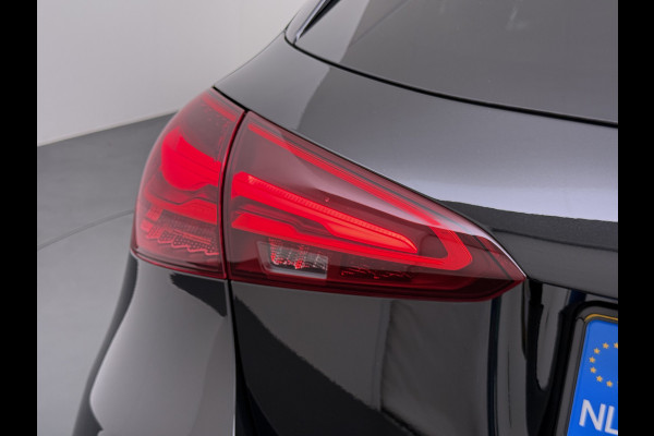 Mercedes-Benz A-Klasse 250 e AMG line | Pano HUD Memory Sound 360 Camera