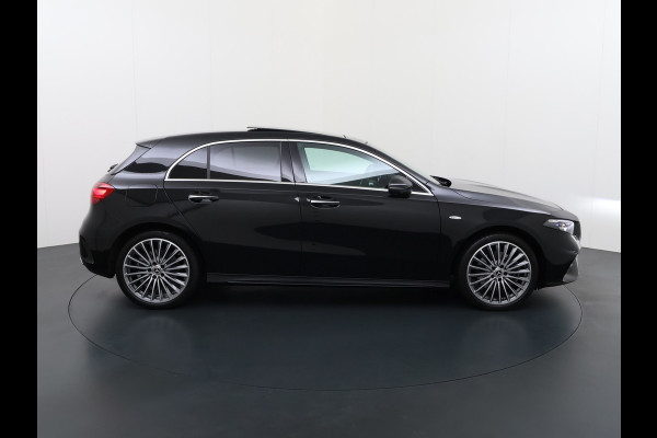 Mercedes-Benz A-Klasse 250 e AMG line | Pano HUD Memory Sound 360 Camera