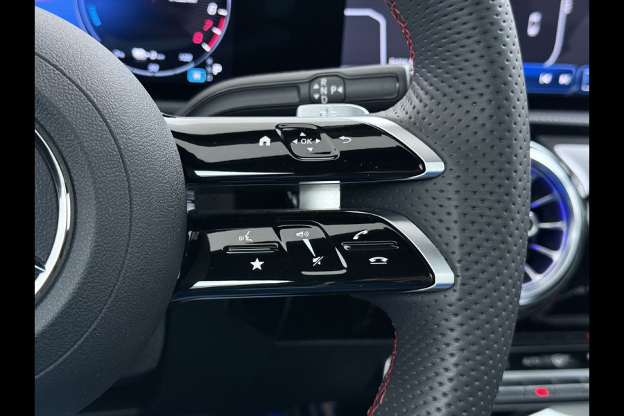 Mercedes-Benz A-Klasse 250 e AMG line | Pano HUD Memory Sound 360 Camera