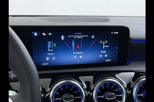 Mercedes-Benz A-Klasse 250 e AMG line | Pano HUD Memory Sound 360 Camera