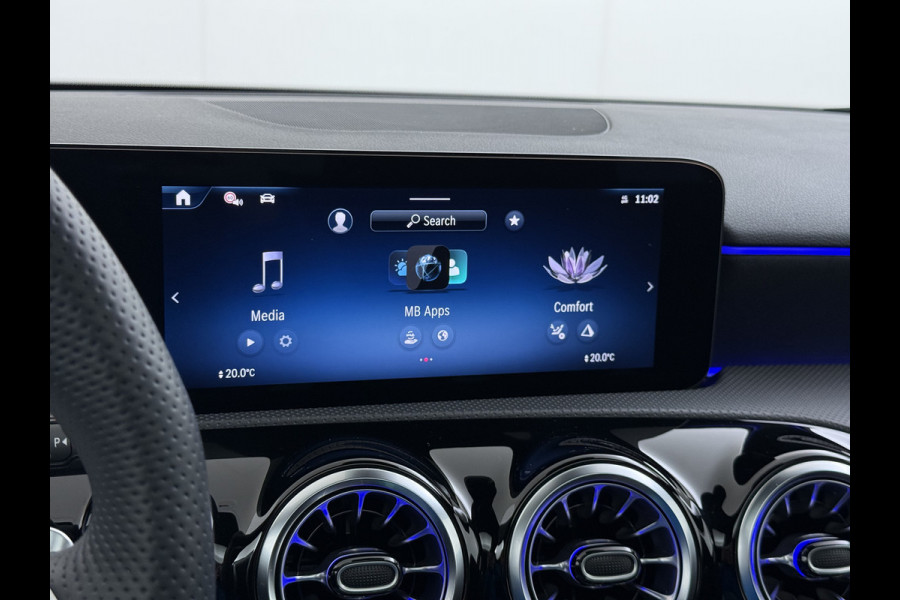 Mercedes-Benz A-Klasse 250 e AMG line | Pano HUD Memory Sound 360 Camera