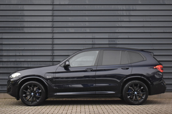 BMW X3 xDrive30e High Executive M Sport | Pano | Trekhaak | 360 Camera  | Head-Up | Adaptive LED | Sfeerverlichting |