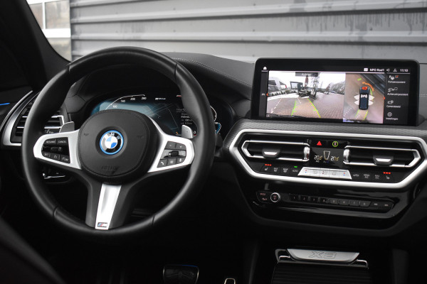 BMW X3 xDrive30e High Executive M Sport | Pano | Trekhaak | 360 Camera  | Head-Up | Adaptive LED | Sfeerverlichting |