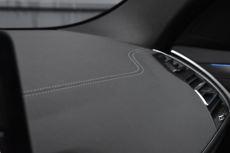 BMW X3 xDrive30e High Executive M Sport | Pano | Trekhaak | 360 Camera  | Head-Up | Adaptive LED | Sfeerverlichting |