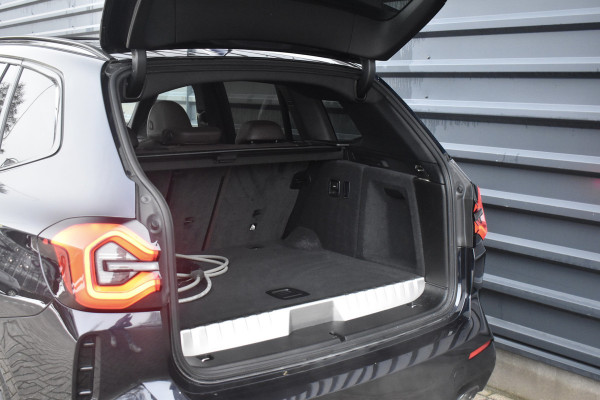 BMW X3 xDrive30e High Executive M Sport | Pano | Trekhaak | 360 Camera  | Head-Up | Adaptive LED | Sfeerverlichting |
