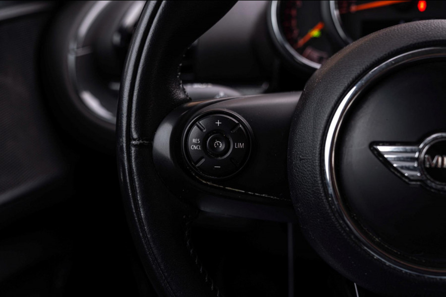 MINI Clubman 2.0 Cooper S 192 PK Aut. Moonwalk Grey Full LED Stoelverwarming 17''