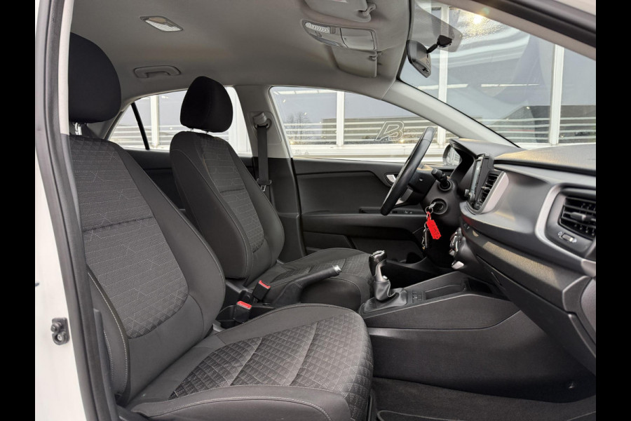 Kia Rio 1.0 TGDI ComfortPlusLine Navigator 2e Eigenaar,Navi,Camera,Airco,Cruise,PDC,Android/Apple Auto,Dealer Onderhouden,N.A.P,APK tot 05-2026
