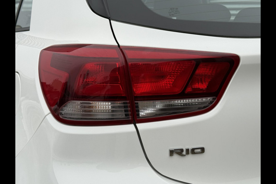 Kia Rio 1.0 TGDI ComfortPlusLine Navigator 2e Eigenaar,Navi,Camera,Airco,Cruise,PDC,Android/Apple Auto,Dealer Onderhouden,N.A.P,APK tot 05-2026