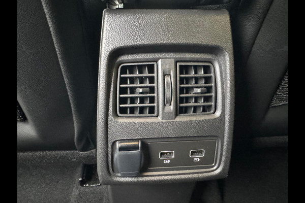 Renault Captur 1.6 E-Tech Full Hybrid 145 techno Groot navi / Virtual cockpit / Camera / P-sensoren V&A