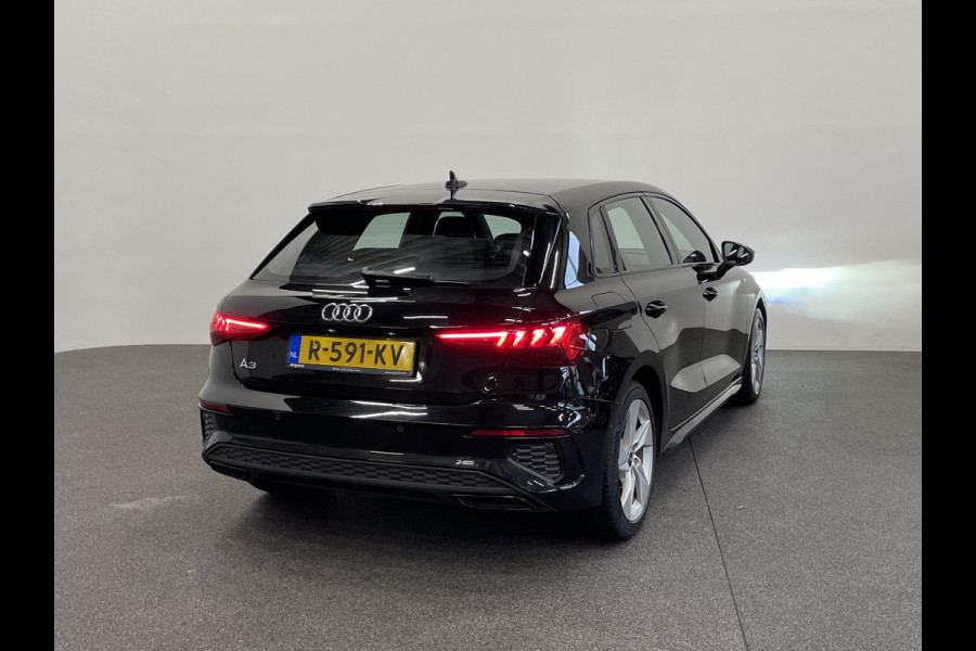 Audi A3 Sportback 30 TFSI S edition Navigatie Apple Carplay / Android Auto Adaptive Cruise Control Parkeersensoren Full Led Virtual Cockpit Climate Control