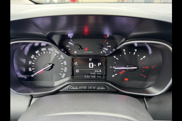 Citroën C3 Aircross 130pk Plus (Automatische Airco - Grip Control - Navigatie - Apple Carplay - Lichtmetalen velgen incl 4S - Parkeersensoren - LED)