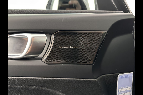 Volvo XC40 Recharge P8 AWD R-Design [ 3-Fase ] {SOH-90%} (INCL.BTW) Aut. *PANO | LEATHER-ALCANTARA | ADAPTIVE-CRUISE | DIGI-COCKPIT | FULL-LED | HARMAN/KARDON | TOP-VIEW | NAVI-FULLMAP | ECC | PDC | KEYLESS | HEATED-SPORTSEATS | TOWBAR | 20''ALU*