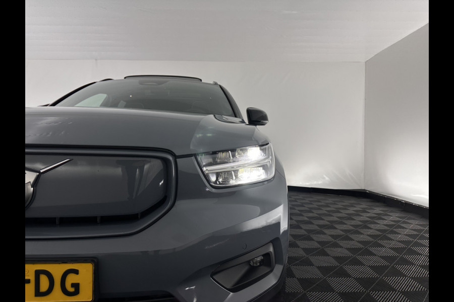 Volvo XC40 Recharge P8 AWD R-Design [ 3-Fase ] {SOH-90%} (INCL.BTW) Aut. *PANO | LEATHER-ALCANTARA | ADAPTIVE-CRUISE | DIGI-COCKPIT | FULL-LED | HARMAN/KARDON | TOP-VIEW | NAVI-FULLMAP | ECC | PDC | KEYLESS | HEATED-SPORTSEATS | TOWBAR | 20''ALU*