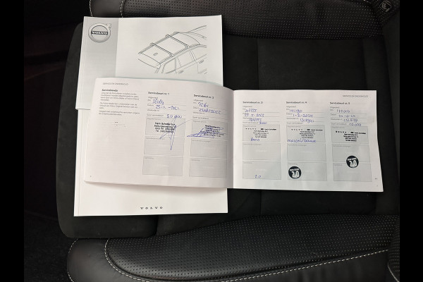 Volvo XC40 Recharge P8 AWD R-Design [ 3-Fase ] {SOH-90%} (INCL.BTW) Aut. *PANO | LEATHER-ALCANTARA | ADAPTIVE-CRUISE | DIGI-COCKPIT | FULL-LED | HARMAN/KARDON | TOP-VIEW | NAVI-FULLMAP | ECC | PDC | KEYLESS | HEATED-SPORTSEATS | TOWBAR | 20''ALU*