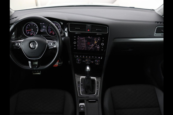 Volkswagen Golf 1.0 TSI Comfortline | Automaat | Stoelverwarming | Navigatie | Parkeerhulp | Adaptive cruise | Bluetooth | Climate control