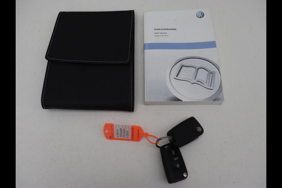 Volkswagen Golf 1.0 TSI Comfortline | Automaat | Stoelverwarming | Navigatie | Parkeerhulp | Adaptive cruise | Bluetooth | Climate control