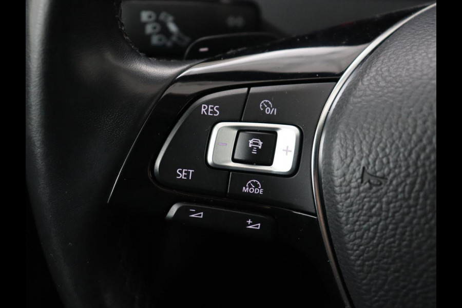 Volkswagen Golf 1.0 TSI Comfortline | Automaat | Stoelverwarming | Navigatie | Parkeerhulp | Adaptive cruise | Bluetooth | Climate control