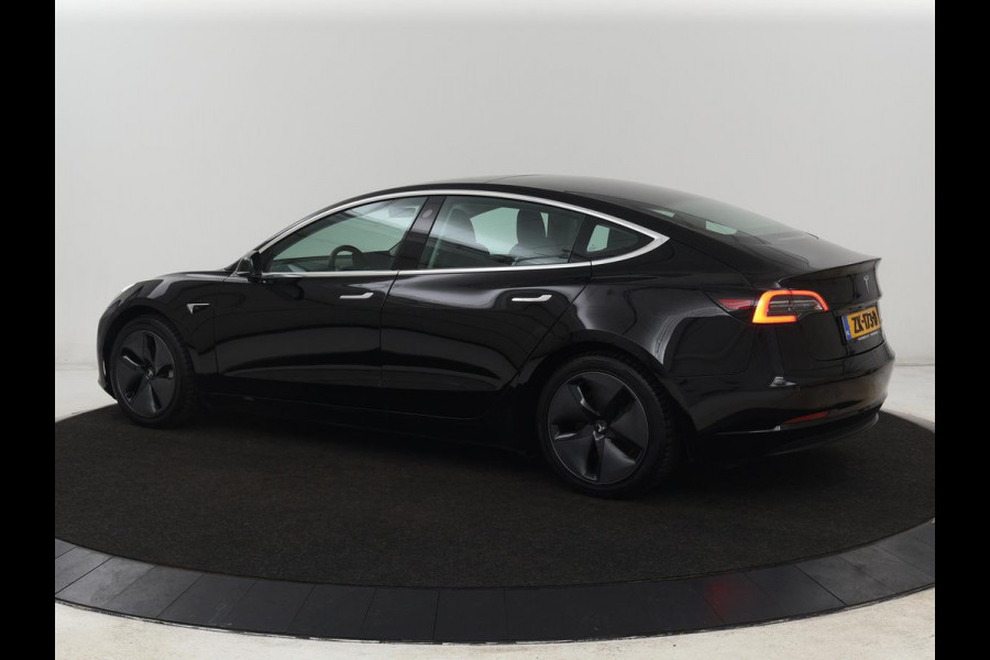 Tesla Model 3 Long Range AWD 75kWh | Panoramadak | Autopilot | Leder | Stoelverwarming | Full LED | Navigatie | Keyless | 18'' | Camera