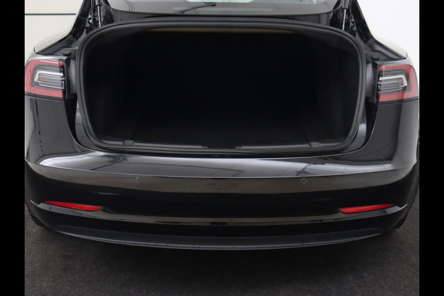 Tesla Model 3 Long Range AWD 75kWh | Panoramadak | Autopilot | Leder | Stoelverwarming | Full LED | Navigatie | Keyless | 18'' | Camera