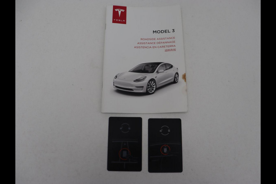 Tesla Model 3 Long Range AWD 75kWh | Panoramadak | Autopilot | Leder | Stoelverwarming | Full LED | Navigatie | Keyless | 18'' | Camera