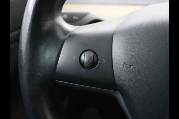 Tesla Model 3 Long Range AWD 75kWh | Panoramadak | Autopilot | Leder | Stoelverwarming | Full LED | Navigatie | Keyless | 18'' | Camera