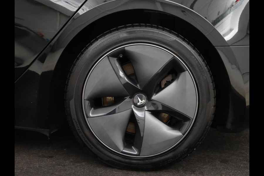 Tesla Model 3 Long Range AWD 75kWh | Panoramadak | Autopilot | Leder | Stoelverwarming | Full LED | Navigatie | Keyless | 18'' | Camera