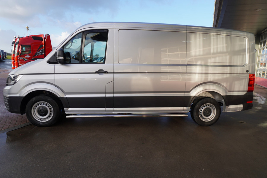 Volkswagen Crafter 35 2.0 TDI 177 PK L3H2 Automaat nr. V002 | Airco | Cruise | 2x geveerde stoel | Apple CP-Android auto