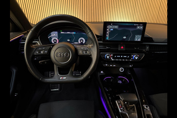 Audi A4 Limousine 35 TFSI S Line. Facelift - Carplay - Sfeer
