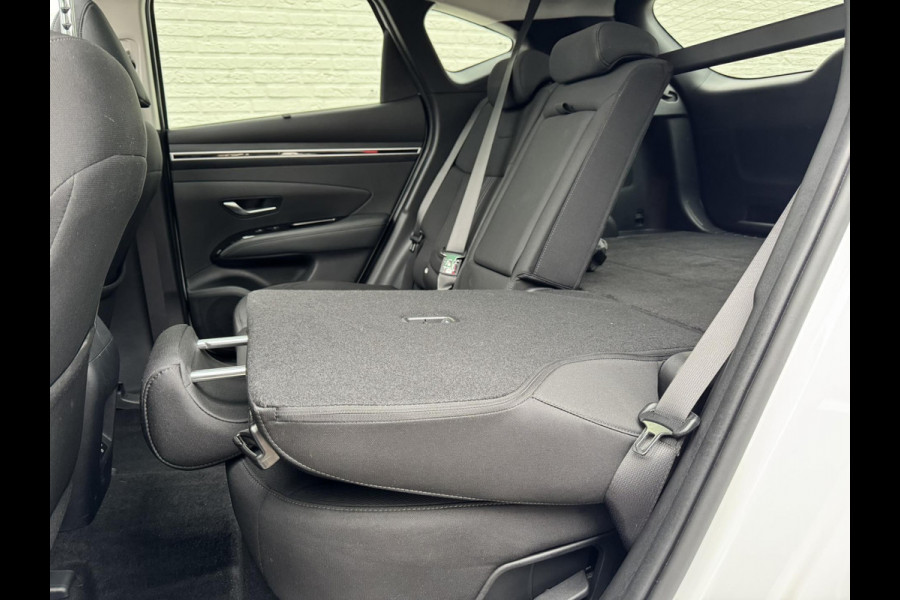 Hyundai Tucson 1.6 T-GDI HEV Comfort Adaptive cruise Climate Stoelverwarming V/A Apple / Android Keyless Navi