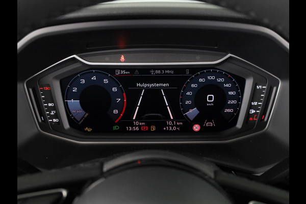 Audi A1 Sportback Advanced edition 25 TFSI 95 pk | Parkeerhulp plus | Automatische airco | Apple carplay | Dak in contrast kleur |