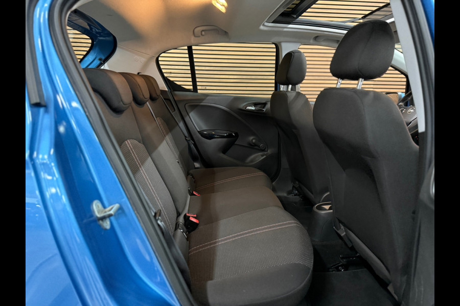 Opel Corsa 1.4 Online Edition 5 deurs | Airco | Schuif-/Kanteldak | Navigatie | Trekhaak | Cruise Control | Sportstoelen