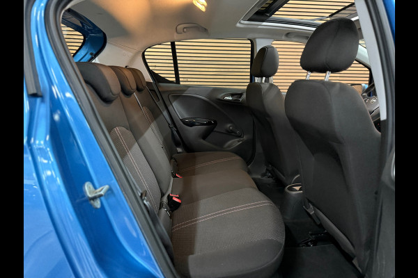Opel Corsa 1.4 Online Edition 5 deurs | Airco | Schuif-/Kanteldak | Navigatie | Trekhaak | Cruise Control | Sportstoelen