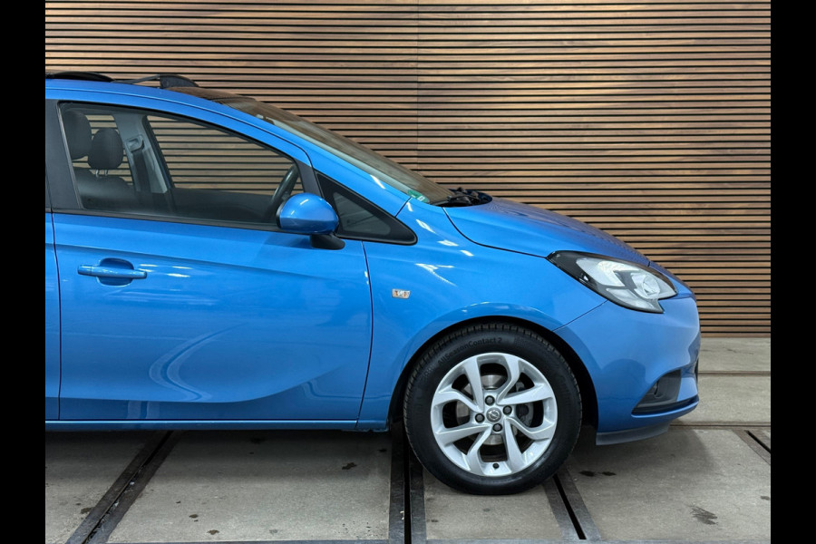Opel Corsa 1.4 Online Edition 5 deurs | Airco | Schuif-/Kanteldak | Navigatie | Trekhaak | Cruise Control | Sportstoelen