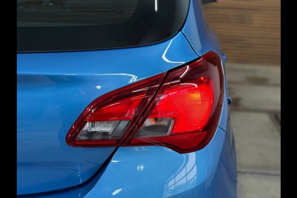 Opel Corsa 1.4 Online Edition 5 deurs | Airco | Schuif-/Kanteldak | Navigatie | Trekhaak | Cruise Control | Sportstoelen